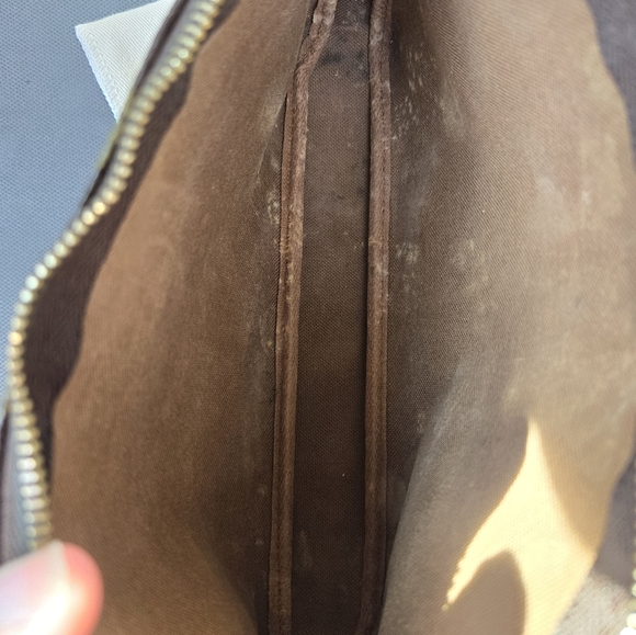 Louis Vuitton Pochette Accessories Monogram Canvas - Old Model - Picture 5 of 15